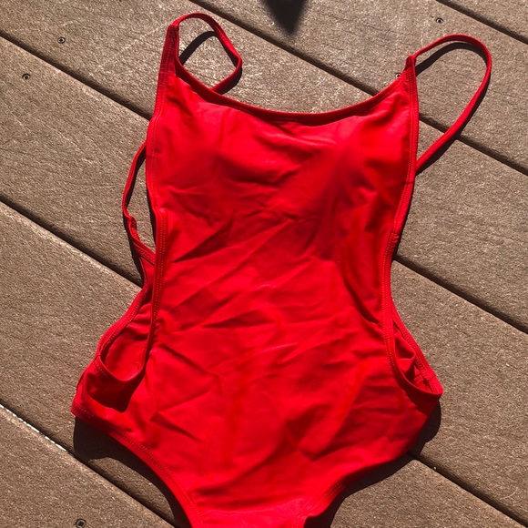 SunnyCo One piece small - Picture 1 of 3